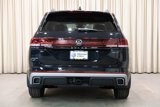 New 2025 Volkswagen Atlas Peak Edition SE image 5