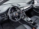 Used 2024 Porsche Macan image 4