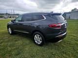 Used 2018 Buick Enclave Essence image 3