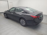 Used 2023 Nissan Altima 2.5 SV image 3