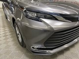 Used 2024 Toyota Sienna XLE image 3