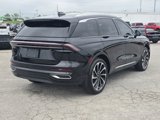 Used 2024 Lincoln Nautilus Black Label image 5