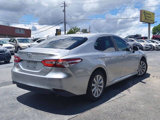 Used 2018 Toyota Camry LE image 5