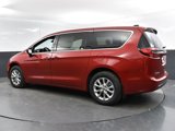 New 2025 Chrysler Pacifica Select image 5