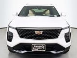 Used 2025 Cadillac XT4 Premium Luxury image 2