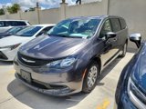 Used 2023 Chrysler Voyager LX image 3