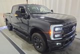 Used 2023 Ford F250 4x4 Crew Cab Super Duty image 2