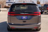 Used 2022 Chrysler Pacifica Touring-L image 5