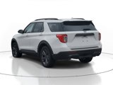 Used 2022 Ford Explorer XLT w/ Equipment Group 202A image 3