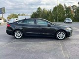 Used 2020 Ford Fusion SE image 6