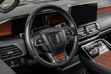 Used 2023 Lincoln Navigator Reserve image 4