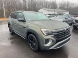 New 2025 Volkswagen Atlas Peak Edition SE image 5