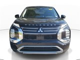 New 2025 Mitsubishi Outlander SE image 2