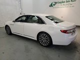 Used 2017 Lincoln Continental Select image 3
