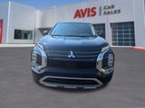 Used 2024 Mitsubishi Outlander SE image 2