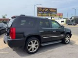 Used 2014 Cadillac Escalade Luxury image 3