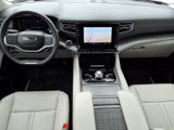 Used 2024 Jeep Wagoneer L Series III w/ Premium Group I image 5