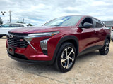 Used 2025 Chevrolet Trax RS w/ Driver Confidence Package image 2