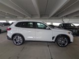 New 2026 BMW X5 sDrive40i image 3
