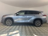 Used 2020 Toyota Highlander Platinum image 4
