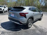 New 2025 Chevrolet Trax LT w/ LT Convenience Package image 3