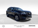 New 2025 Nissan Pathfinder SL w/ Black Appearance Package image 3