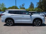 New 2025 Mitsubishi Outlander SEL image 3
