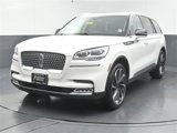 Used 2024 Lincoln Aviator Reserve w/ Equipment Group 201A image 3