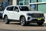 New 2025 Volkswagen Atlas SEL image 2