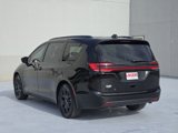 New 2025 Chrysler Pacifica Limited image 4