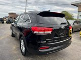 Used 2016 Kia Sorento LX w/ LX Convenience Package image 4