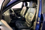 Certified 2023 Porsche Macan Turbo image 5