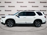New 2025 Honda Pilot Touring image 2