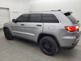 Used 2019 Jeep Grand Cherokee Limited w/ Luxury Group II image 3