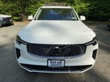 New 2025 Volvo XC90 T8 Plus image 2