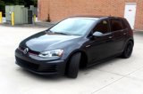 Used 2017 Volkswagen Golf S image 2