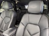 Used 2025 Porsche Macan image 5