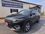 Used 2019 Jeep Cherokee Limited w/ Technology Group image 2