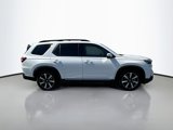 New 2025 Honda Pilot Touring image 4