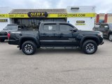 Used 2021 Toyota Tacoma TRD Off-Road image 2