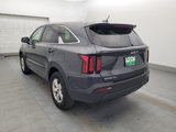 Used 2023 Kia Sorento LX image 5