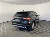 Used 2020 Ford Escape SE image 3