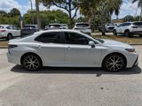 Used 2023 Toyota Camry SE image 4