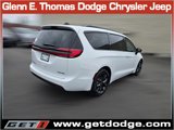 New 2025 Chrysler Pacifica Limited image 4