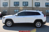 Used 2019 Jeep Cherokee Latitude w/ Popular Appearance Group image 5