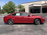 New 2025 Lexus ES 300h w/ Premium Package image 2
