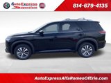 Used 2023 Nissan Pathfinder SL w/ Black Appearance Package image 4