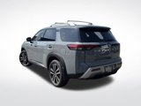 New 2025 Nissan Pathfinder Platinum image 3