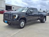 New 2025 GMC Sierra 3500 Denali Ultimate image 3