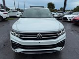 Used 2023 Volkswagen Tiguan SEL R-Line image 2